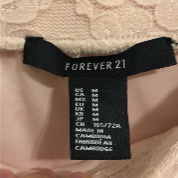 SOLD FOREVER 21 Pink Lace Mini Skirt - Picture 4 of 4